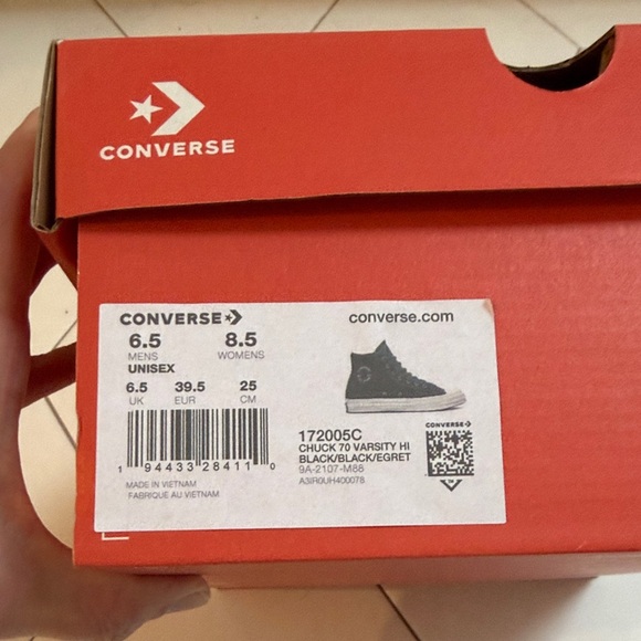 Converse Chuck 70 Varsity Hi Sherpa High-Top Sneakers Black M6.5/W8.5 $90 NIB - Picture 5 of 8